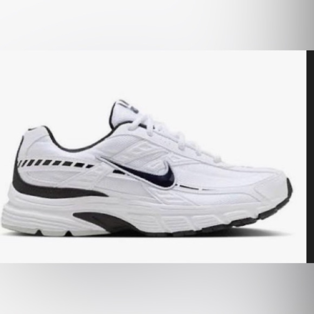Nike Ladies White and Black Initiator Running Shoes size 9
